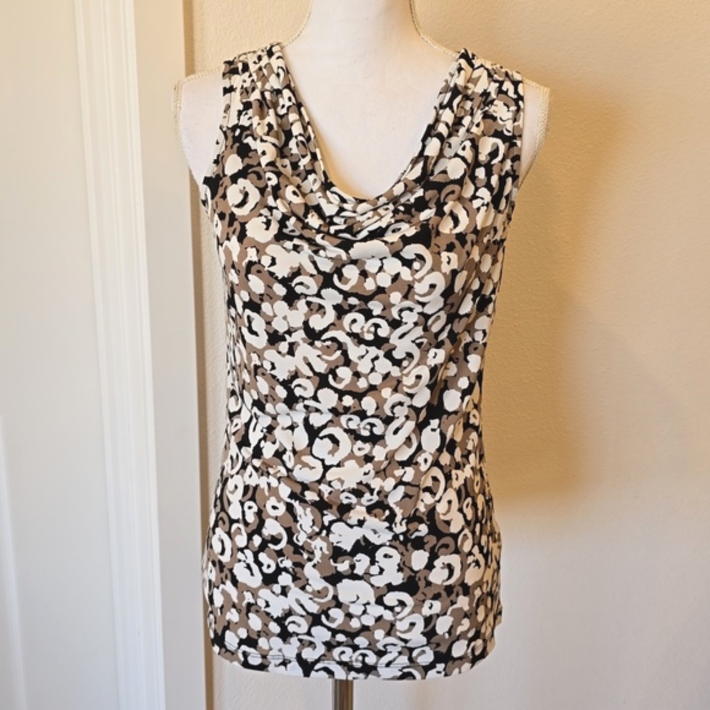 🍃 GNW women's top shirt Sz S